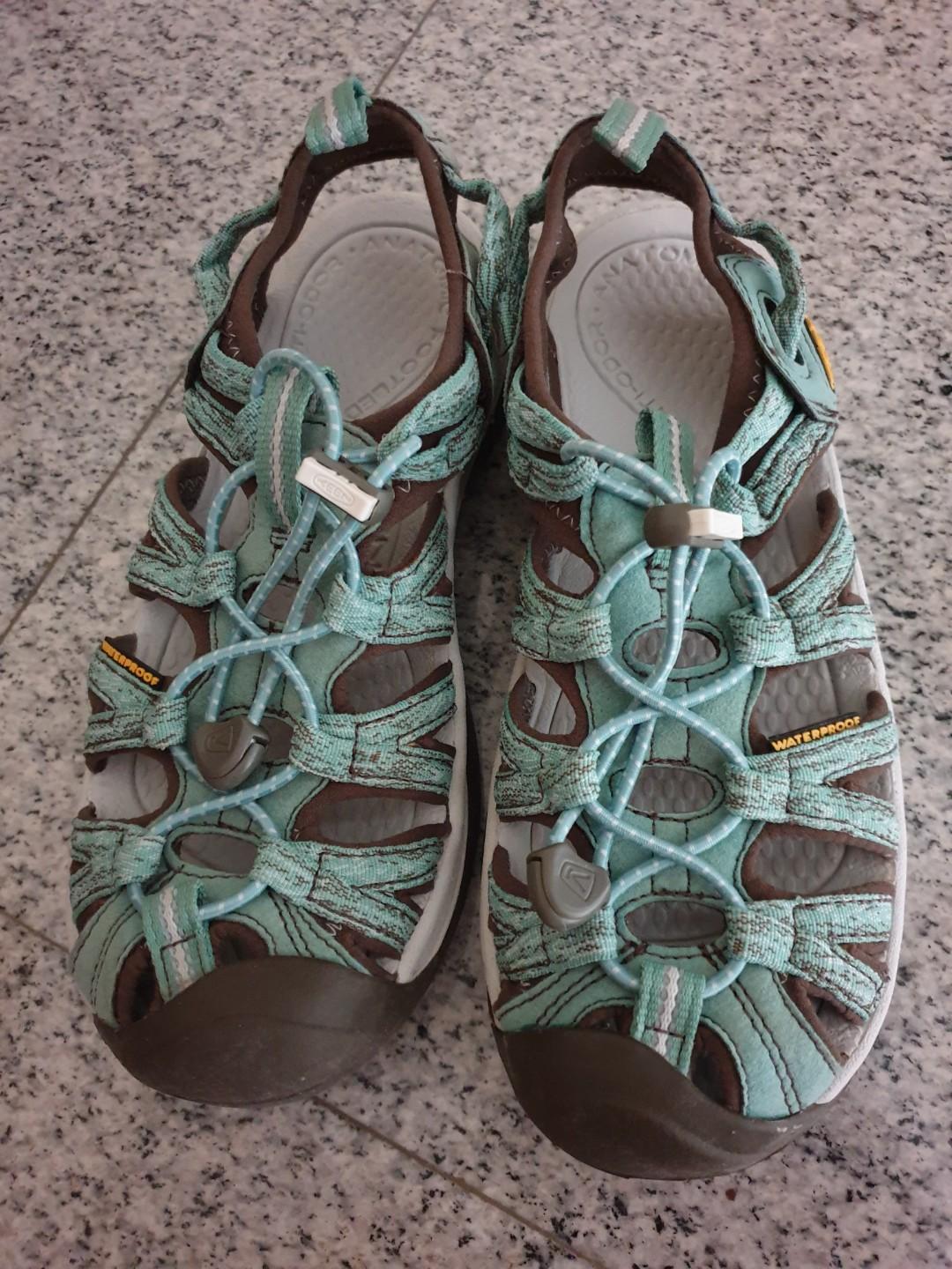 keen women's whisper sandal sale