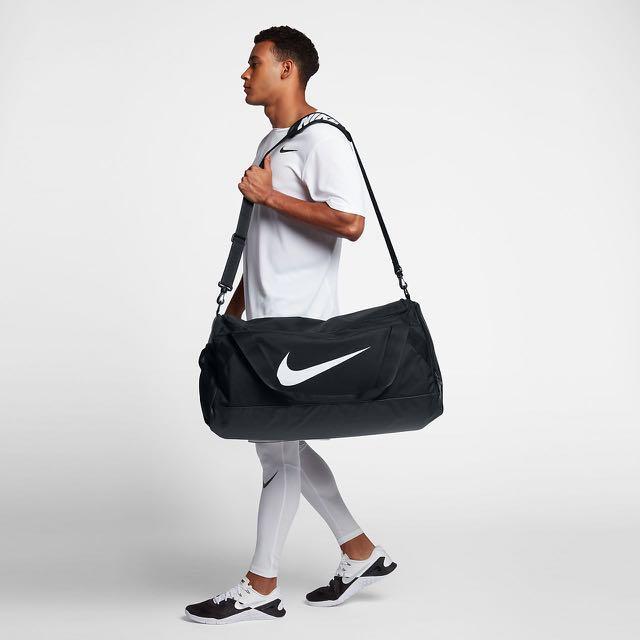 Big nike store duffle bag