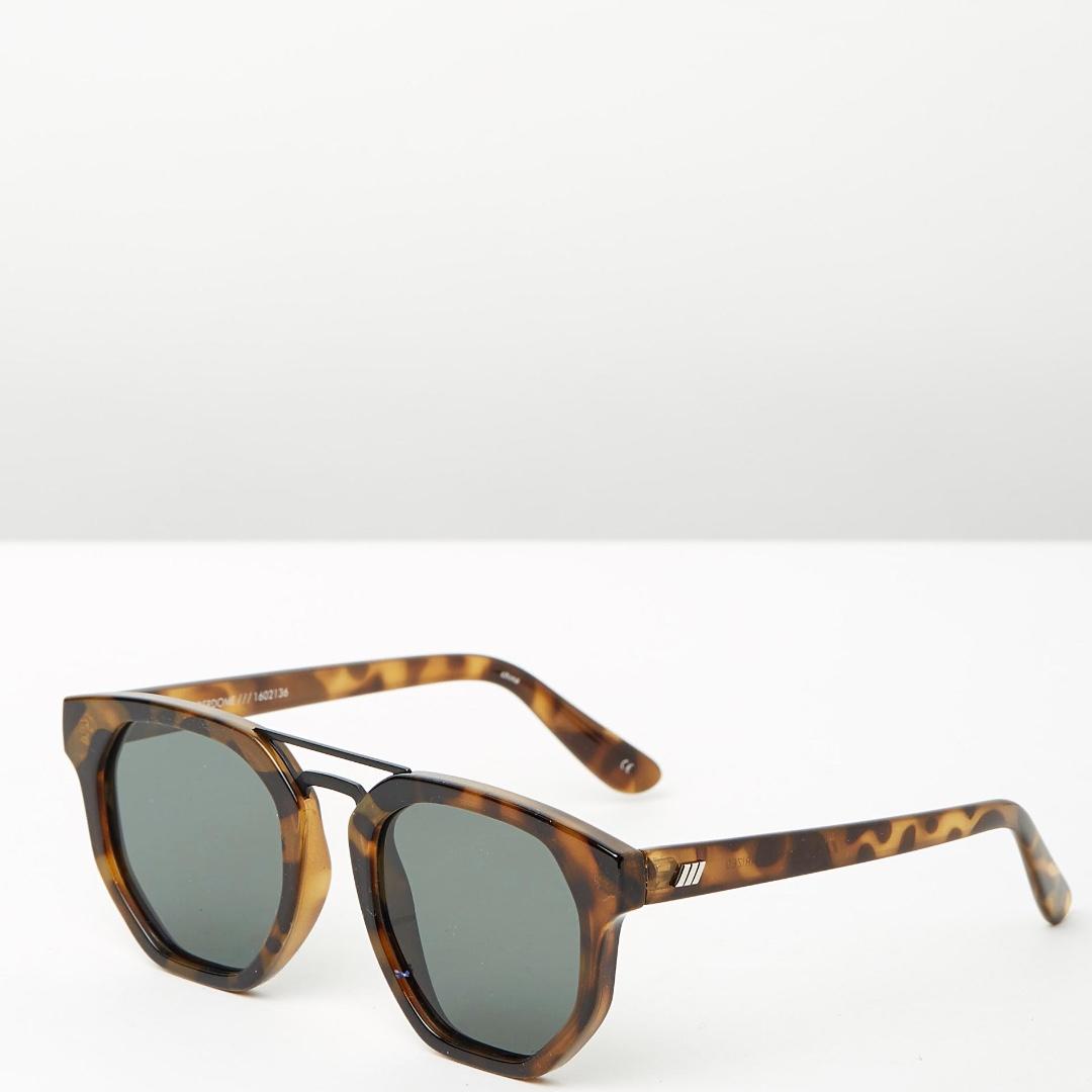 Le Specs Thunderdome Polarised Sunglasses Women s Fashion