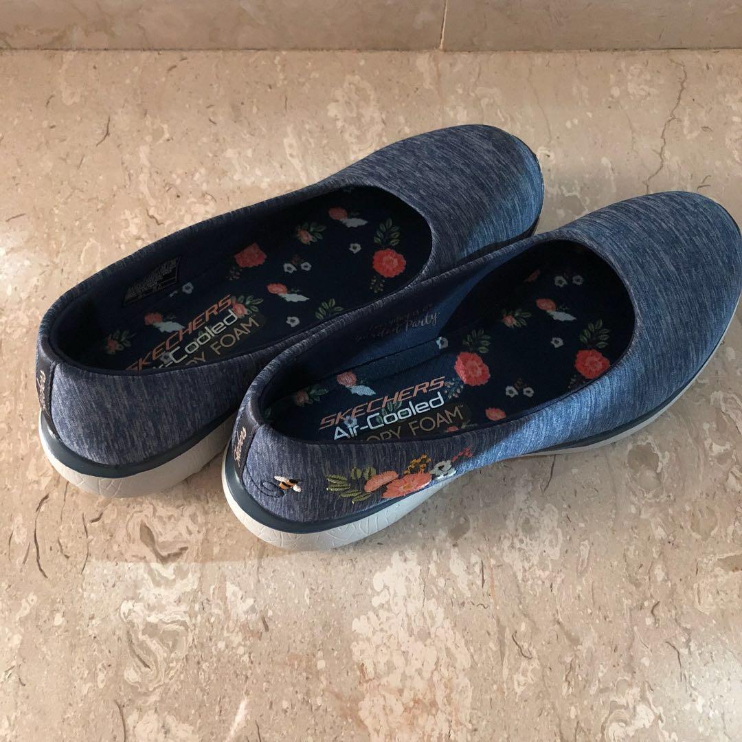 ROS Skechers Mircoburst Botanical Paradise Sneaker Women s Fashion Footwear Sneakers on Carousell