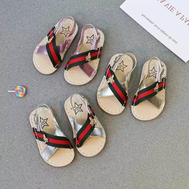 sandal merk gucci
