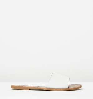 Spurr Sliders Sandals white