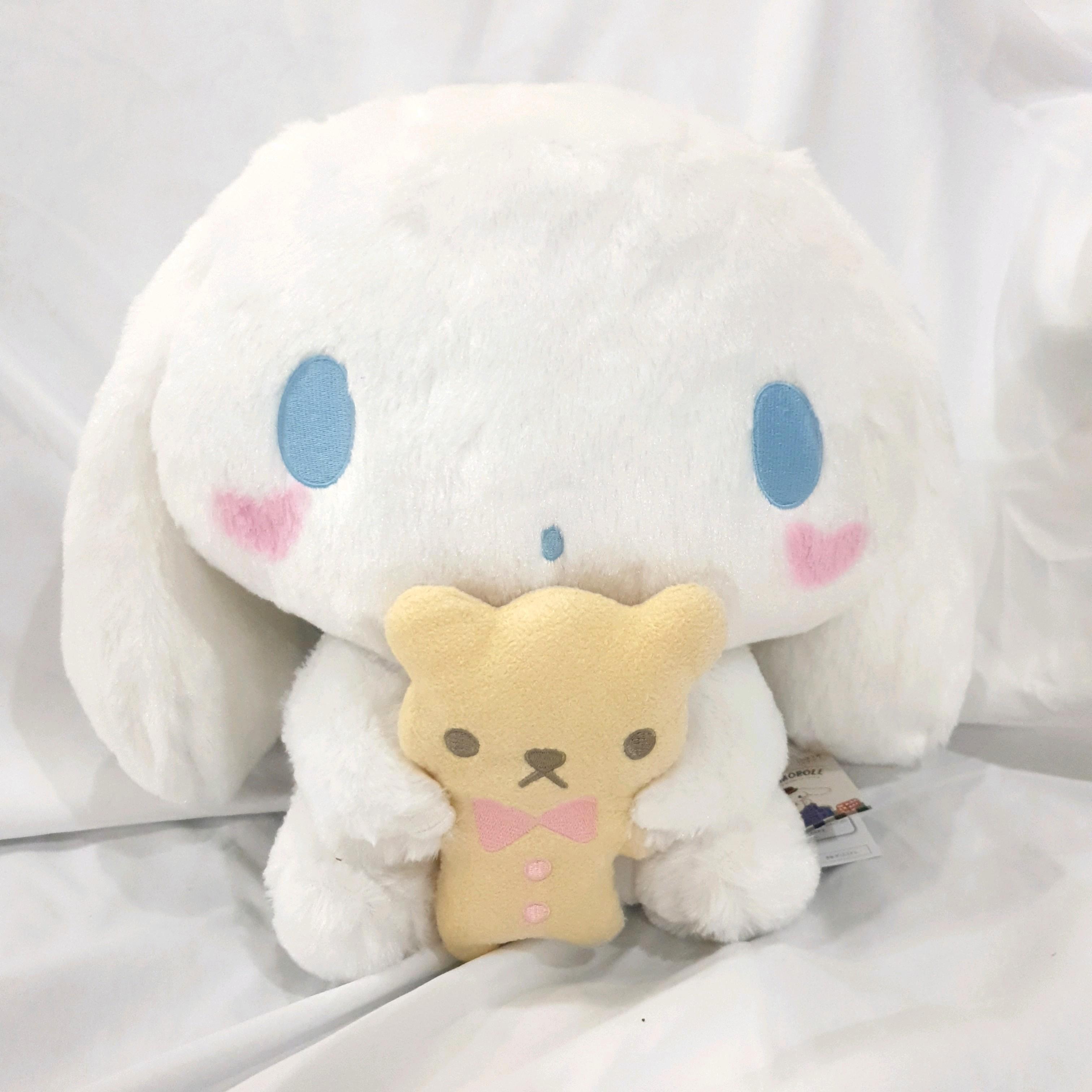large cinnamoroll plush
