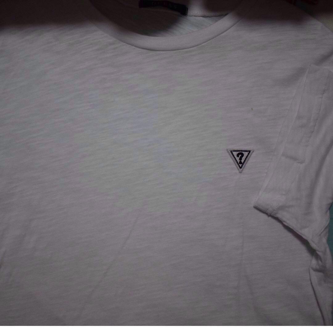 guess small logo tee