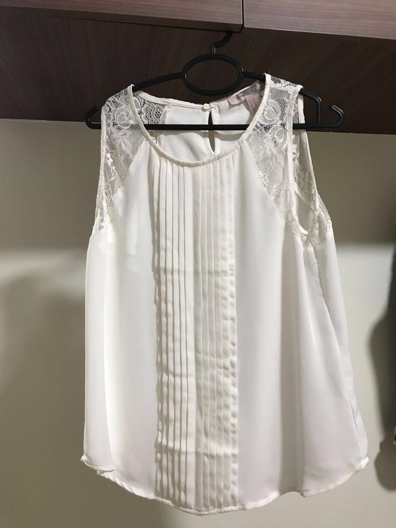 Forever 21 sleeveless blouse Clearance