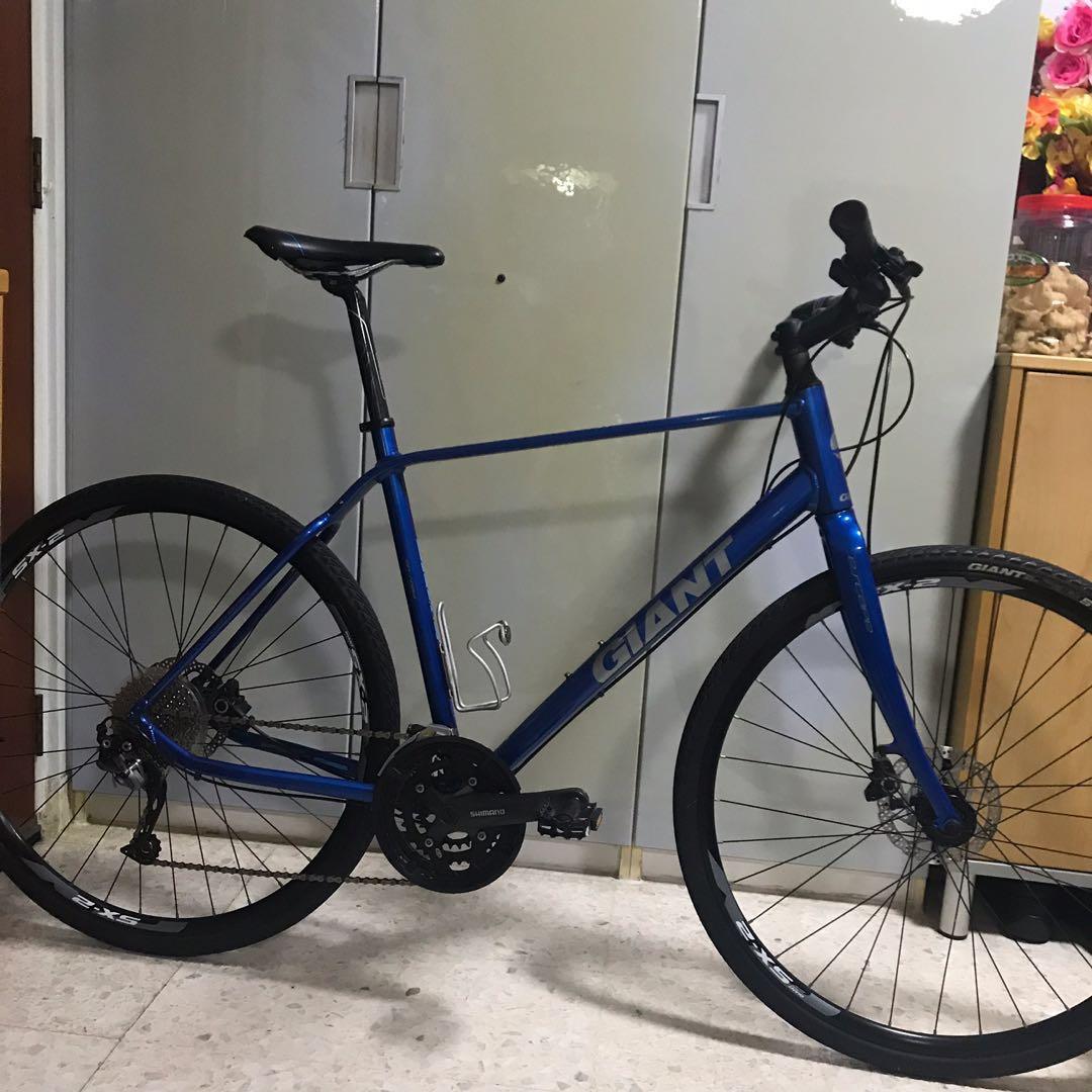 giant escape disc sports hybrid bike