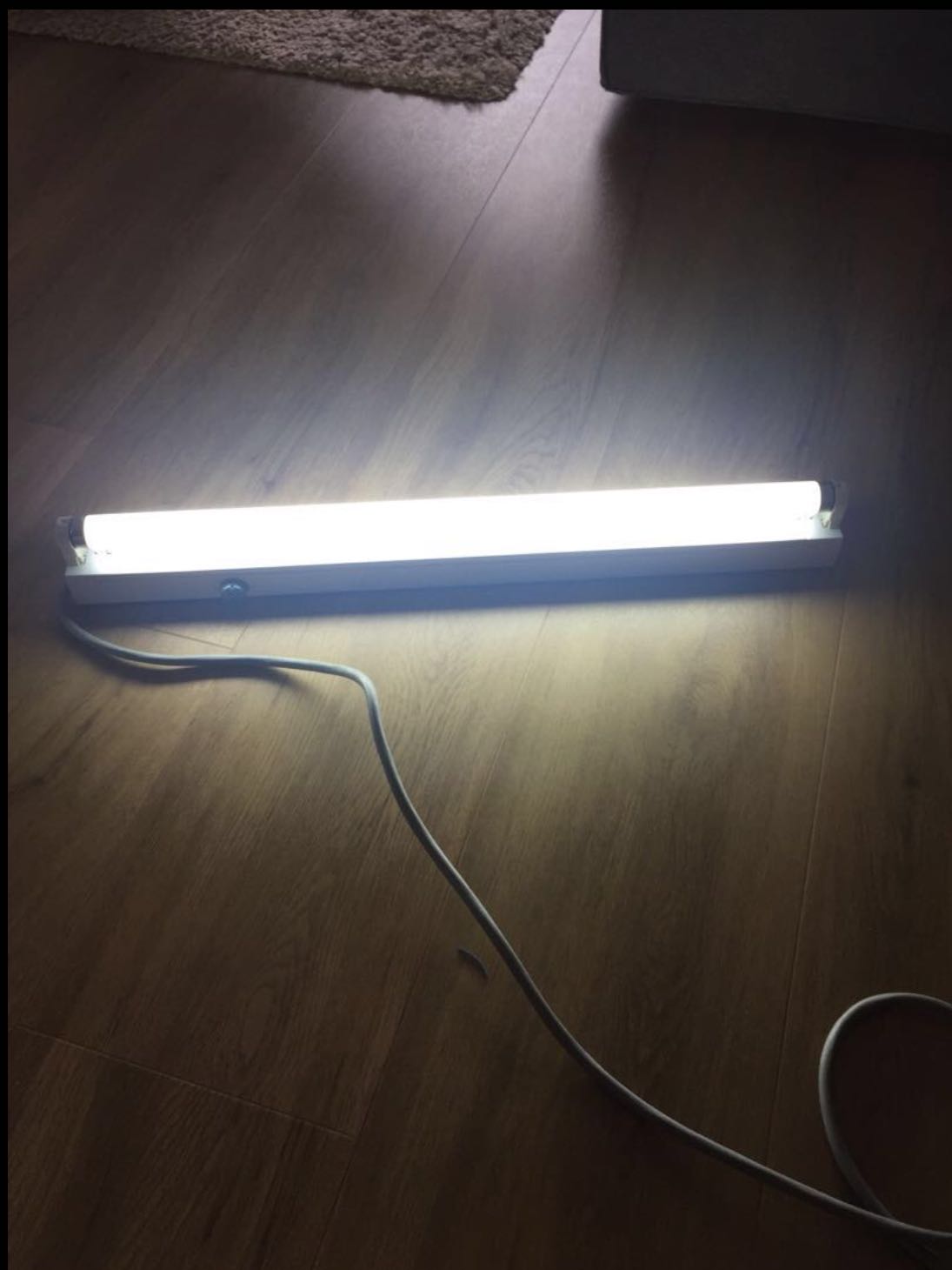 Led long deals tube light
