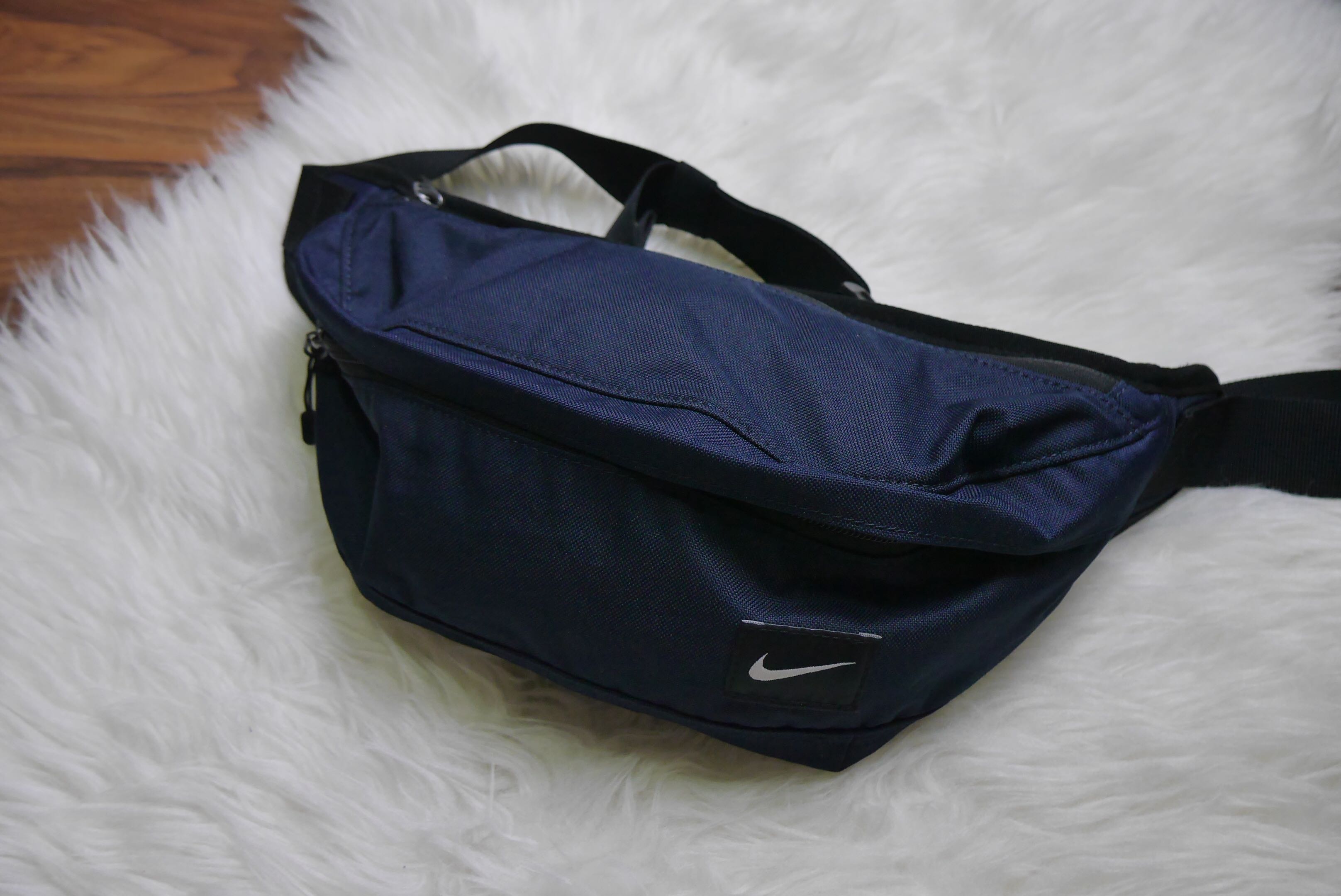 nike waist pouch