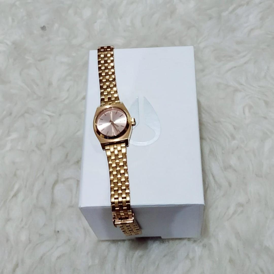 Nixon small time teller rose gold 2025