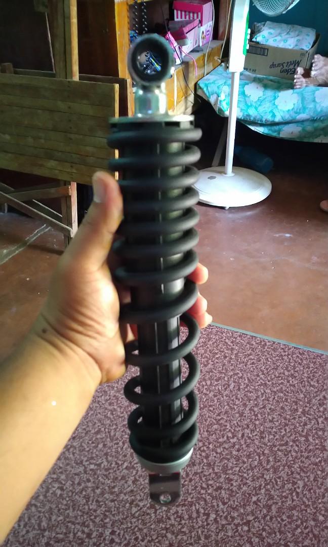 Original Honda Beat Rear Shock, Motorbikes on Carousell