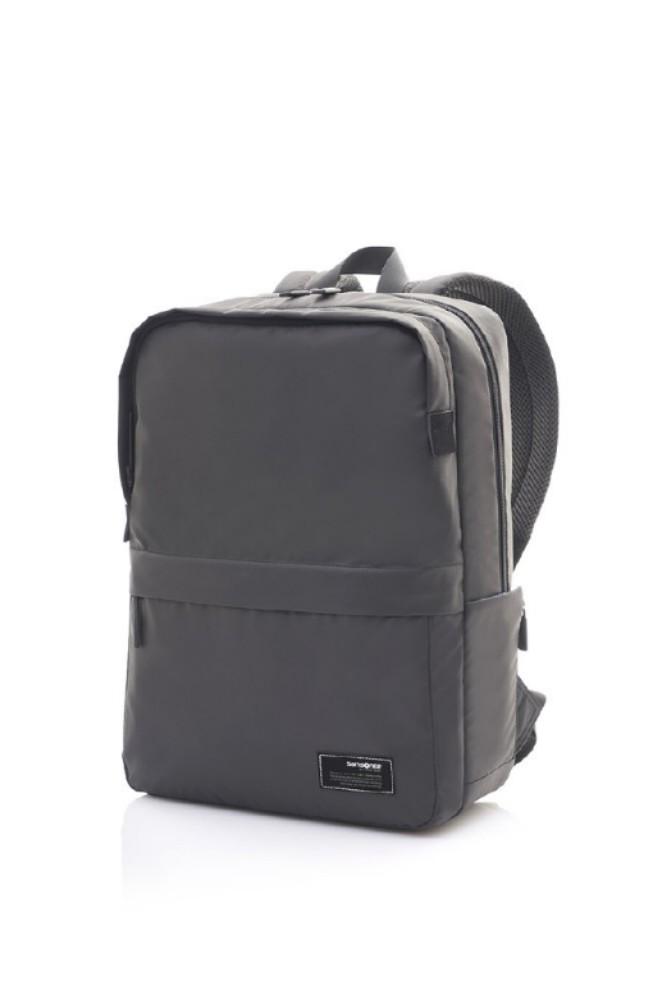 Samsonite Varsity Backpack II Men s Fashion Bags Backpacks on Carousell