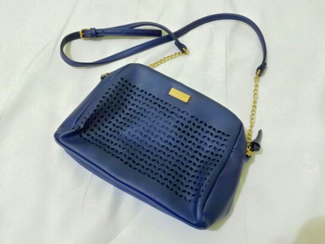Royal navy small handbag oriflame sales