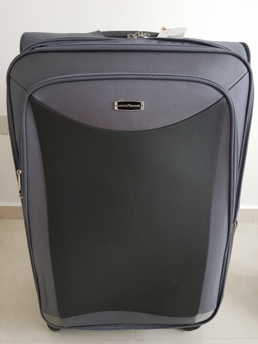 Travel luggage (30 inch), Hobbies & Toys, Travel, Luggage on Carousell