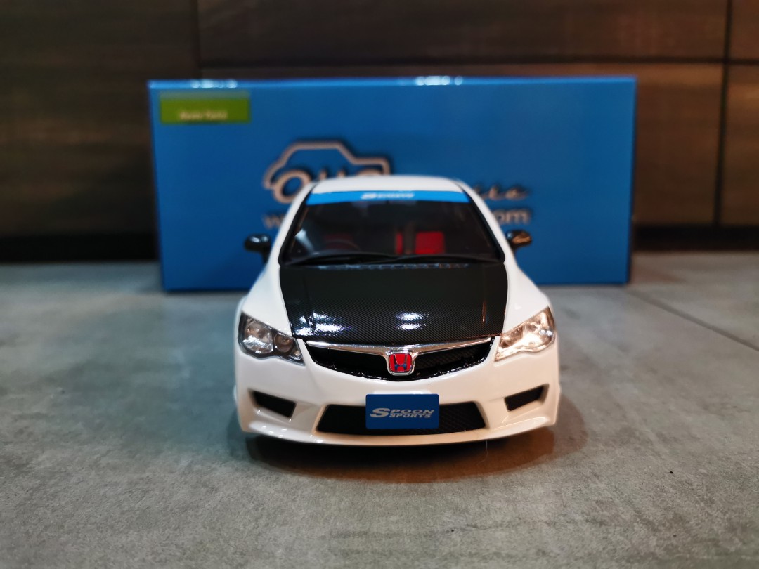 OTTO 1/18 HONDA CIVIC TYPE R EK9 VTEC 模型