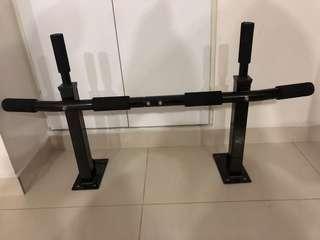 Pull Up Bar