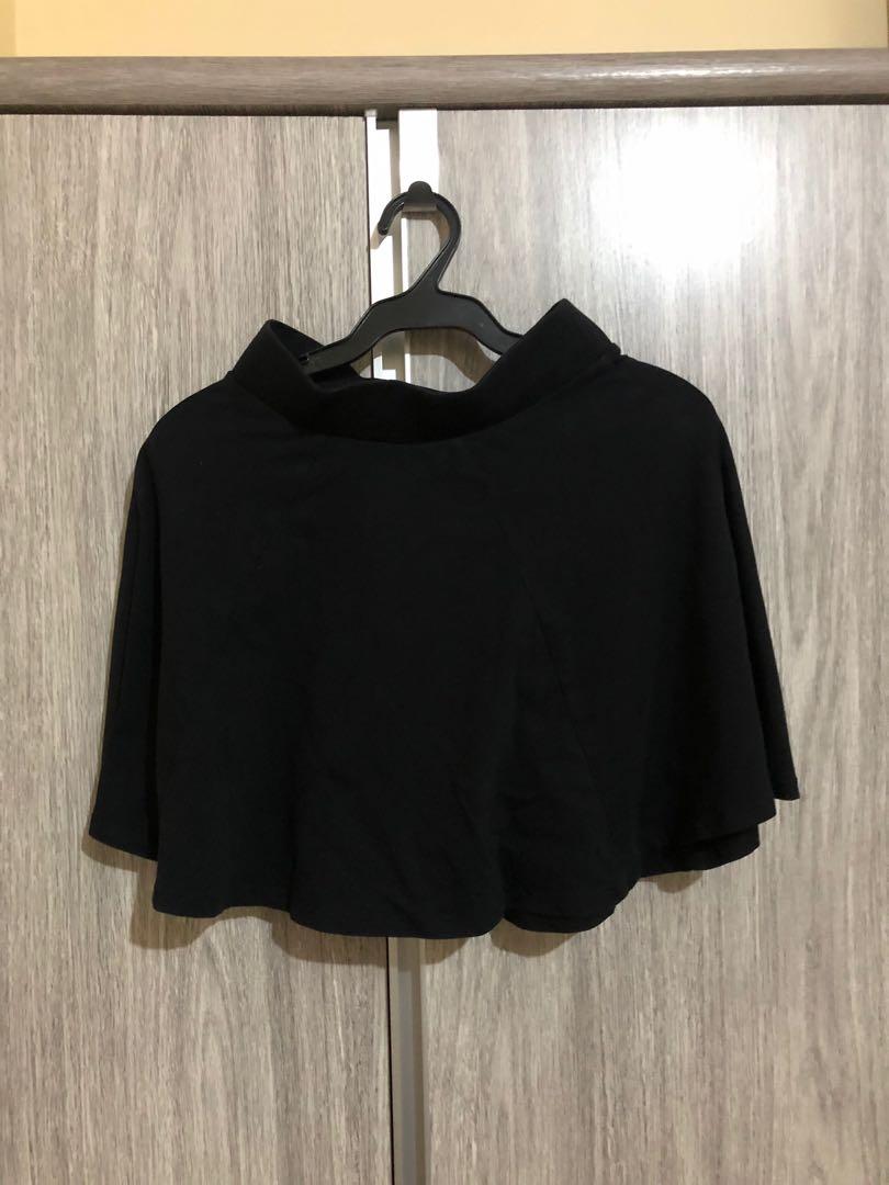 Bershka skater skirt (Category: Skirts) located in Makati City. Submitted by abpca (Listing ID 223535781, Image 1). Description: .