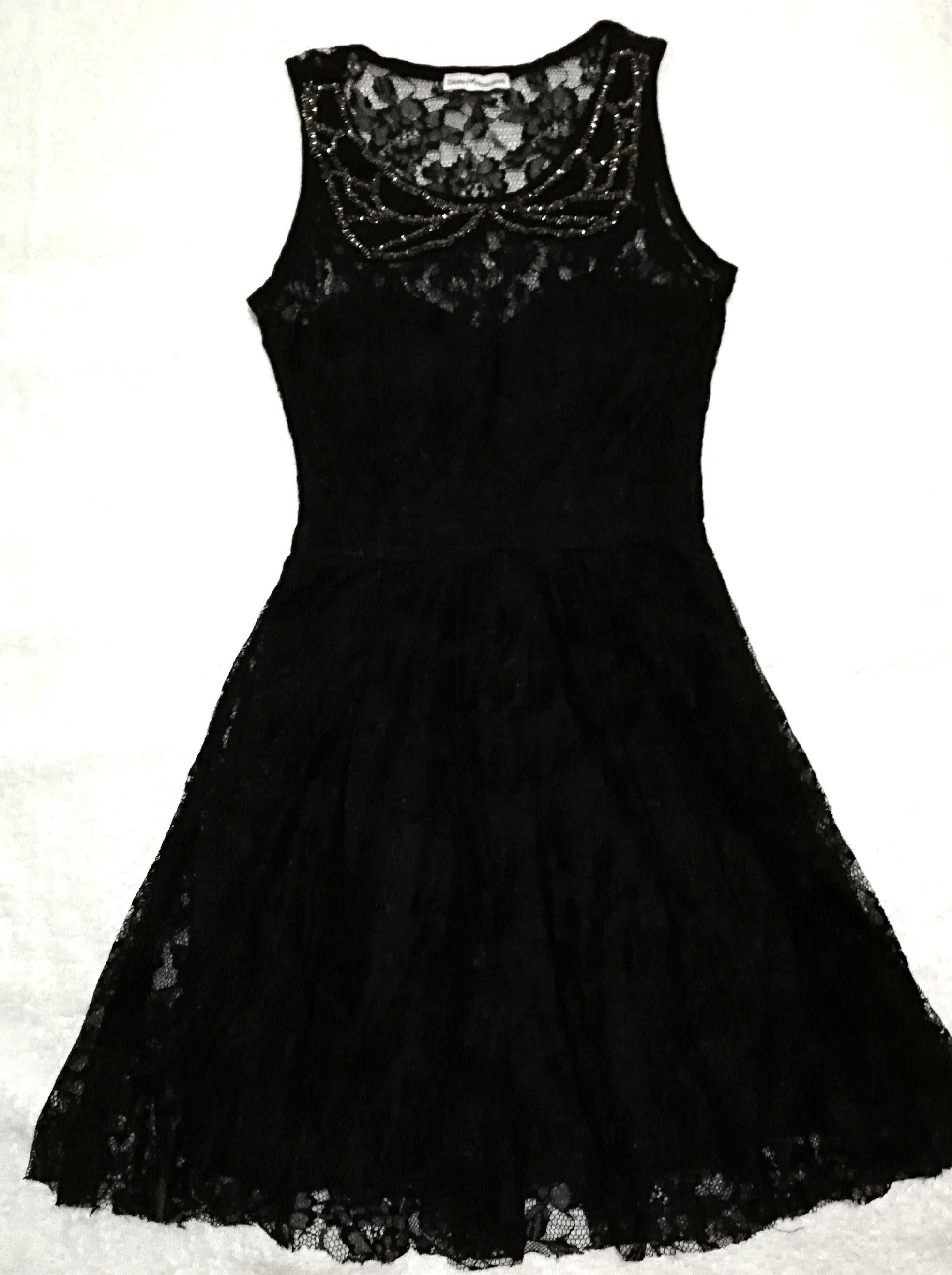Black Lace Formal Dress (Category: Dresses) located in Caloocan City. Submitted by ataraonlineshop (Listing ID 223632444, Image 1). Description: Feel free to chat me for more details. Thank you and God bless 😊.
