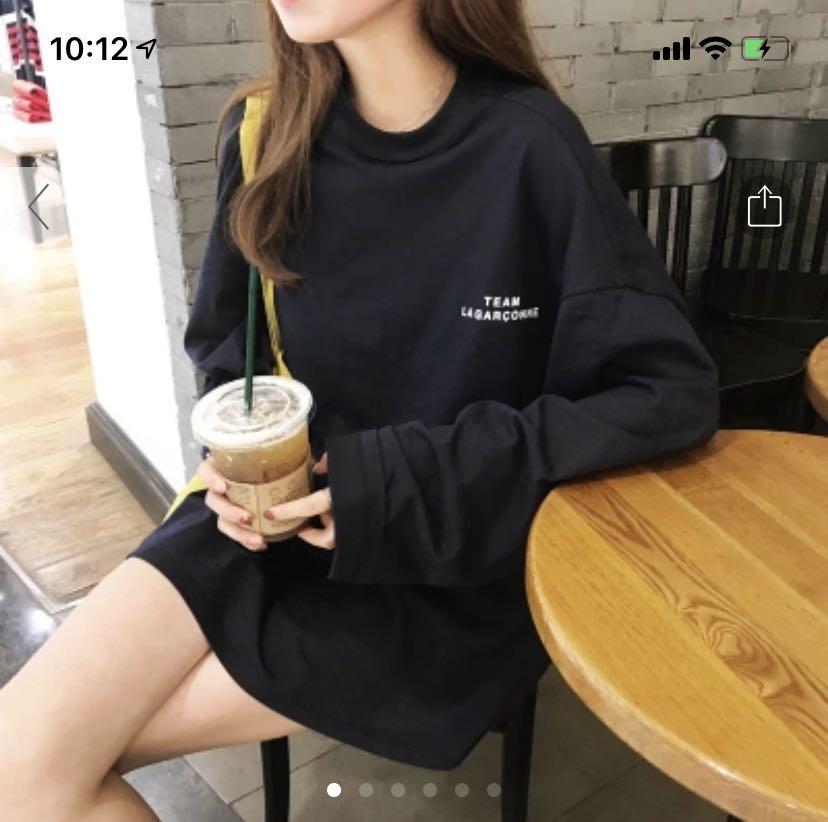 Black Pullover (Category: New Undergarments & Loungewear) located in Singapore. Submitted by bubblexcz_ (Listing ID 223516764, Image 1). Description: bought 2 by accident as you can see😢.