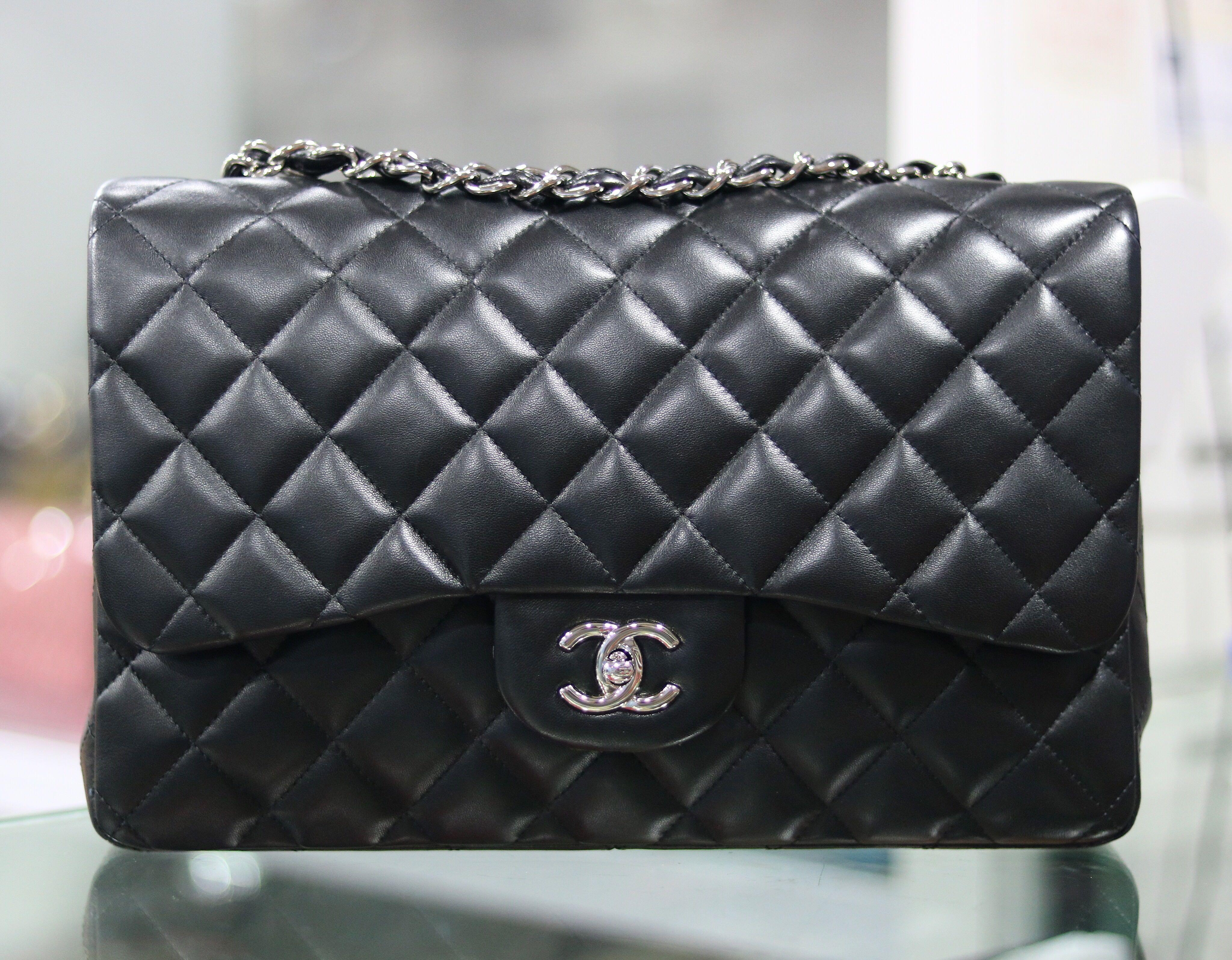 Chanel Classic Jumbo Flap Black Lambskin, Women's Fashion, Bags & Wallets,  Shoulder Bags on Carousell