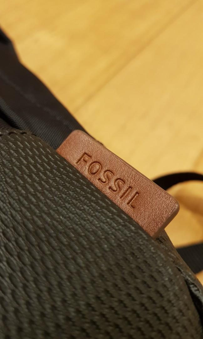 fossil nasher backpack
