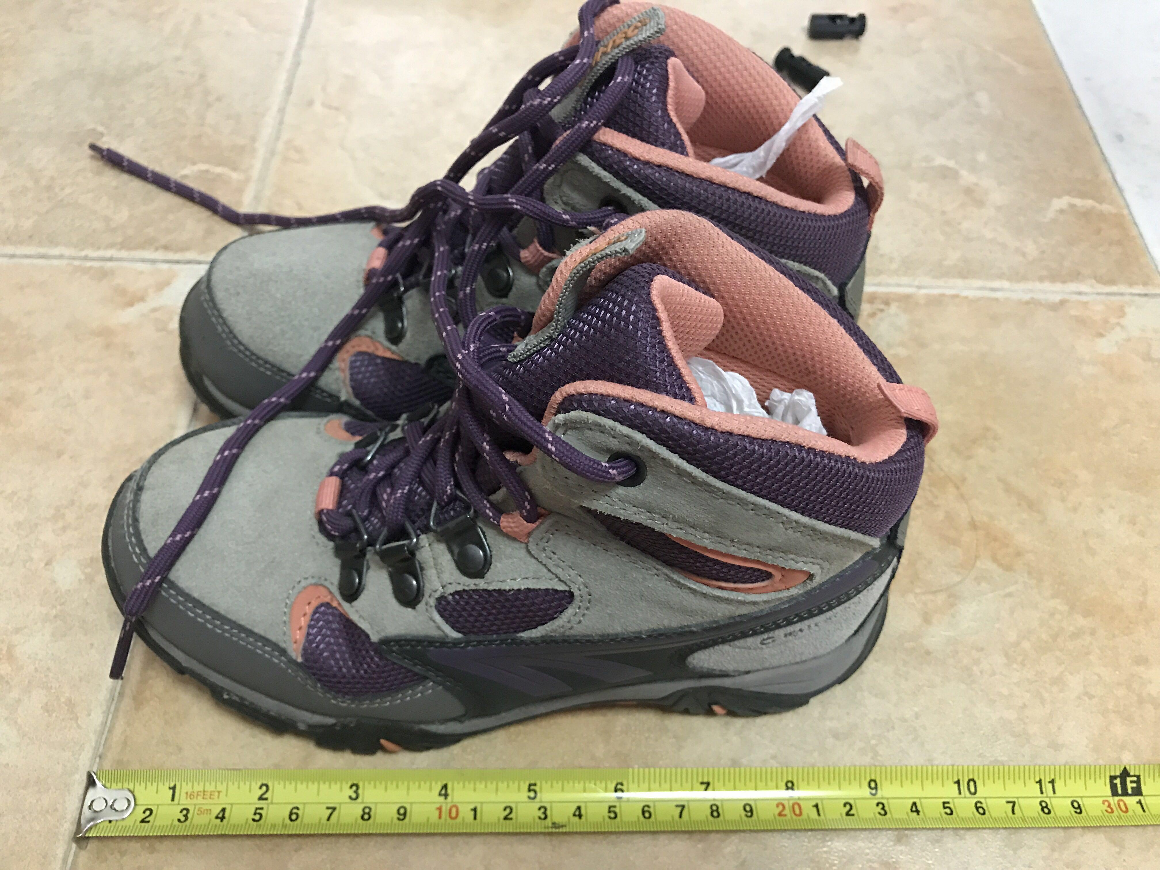 hi tec kids hiking boots