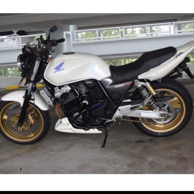 Honda Cb400 Spec 3 Coe 26 Motorcycles Motorcycles For Sale Class 2a On Carousell