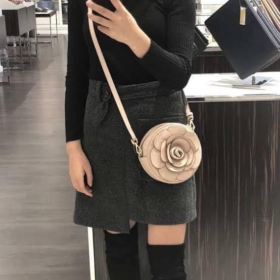 MK VIVIANNE CANTEEN CROSSBODY 17cm