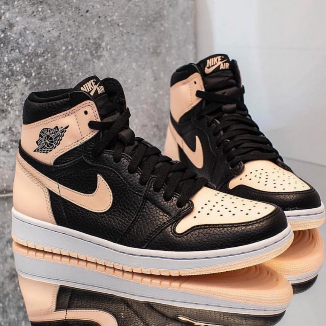 jordan 1 crimson tint grade school