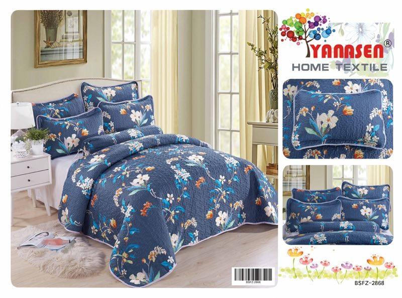PATCHWORK 6in1 (Category: Cushions & Throws) located in Klang. Submitted by _nostalgia (Listing ID 223607620, Image 1). Description: 4 sarung bantal 1 sarung bantal peluk 1 alas tilam.
