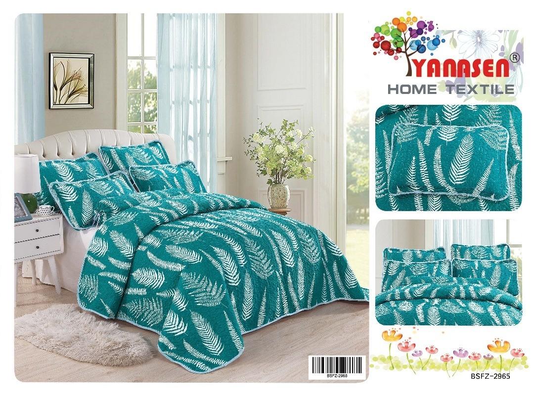 Patchwork 6in1 (Category: Bedding & Towels) located in Klang. Submitted by _nostalgia (Listing ID 223608127, Image 3). Description: 4 sarung bantal 1 sarung bantal peluk 1 alas tilam.