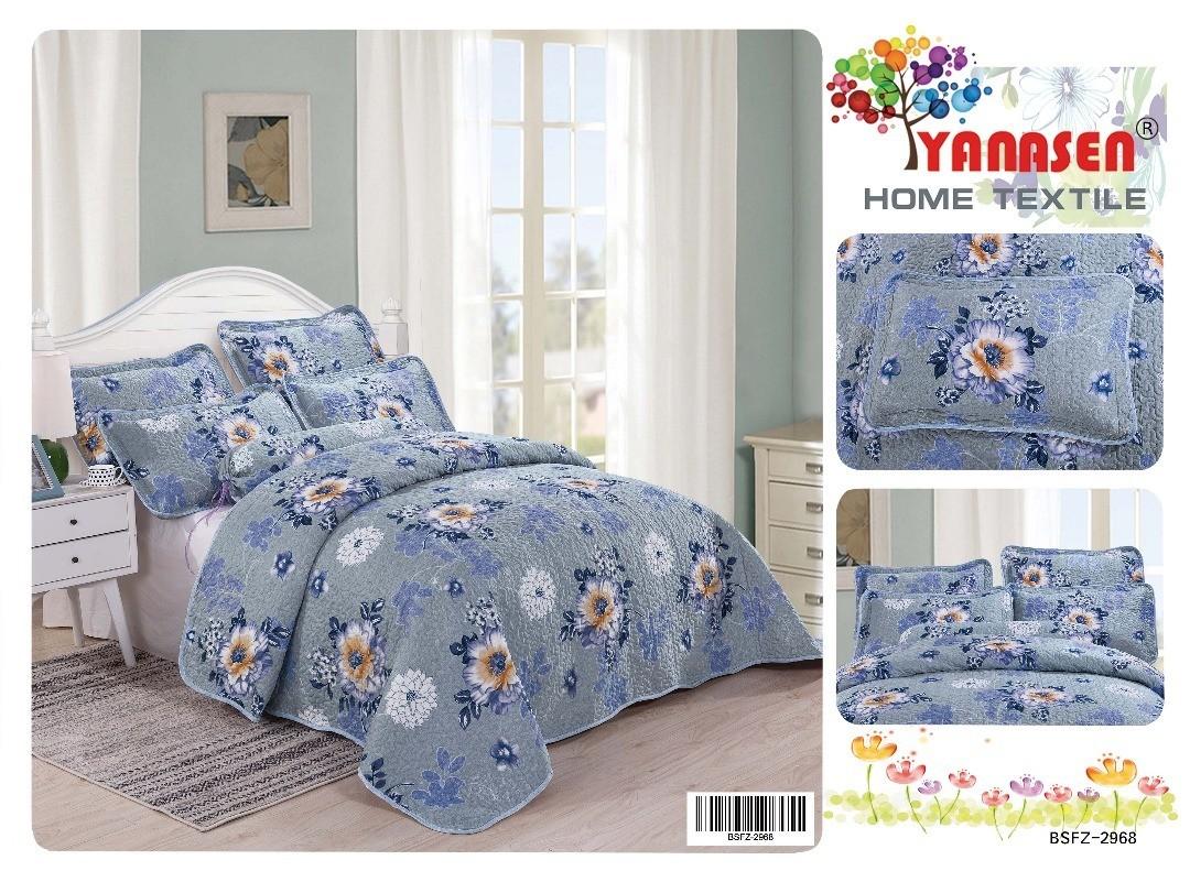 Patchwork 6in1 (Category: Bedding & Towels) located in Klang. Submitted by _nostalgia (Listing ID 223608127, Image 2). Description: 4 sarung bantal 1 sarung bantal peluk 1 alas tilam.