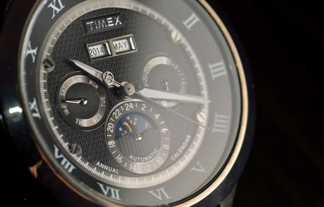 timex moonphase