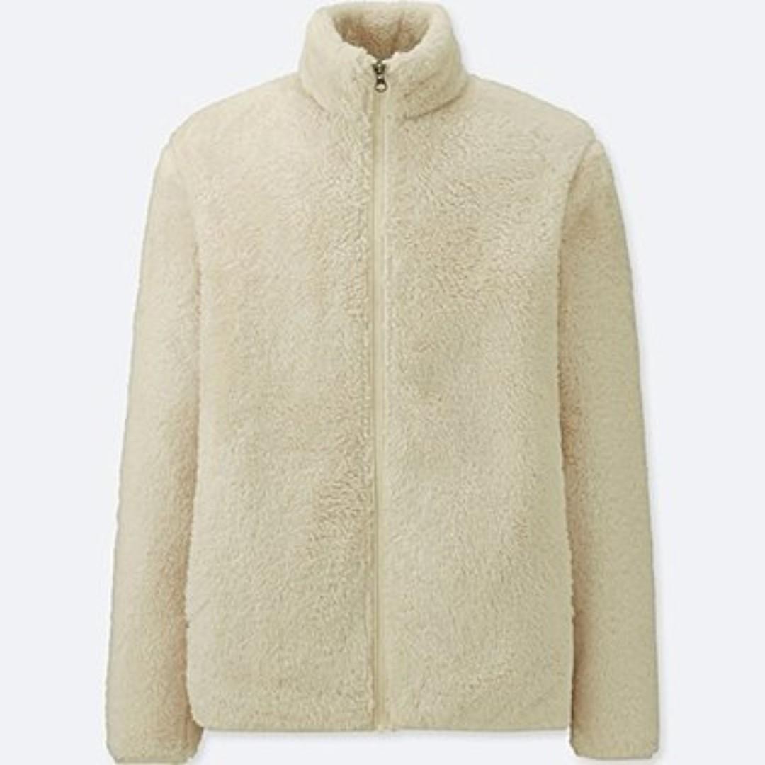 Uniqlo Cream Fleece Jacket (Category: Hoodies) located in Makati City. Submitted by luthienbabe (Listing ID 223611858, Image 1). Description: Excellent condition No flaws Very soft and comfy Payment: BPI, Meet ups, Palawan Express Please ask all questions as I don't accept cancelations and returns No rush shipping. Item will be ship out 1-2 days after payment Delays are not fault of the seller but I will help you follow up with courier.