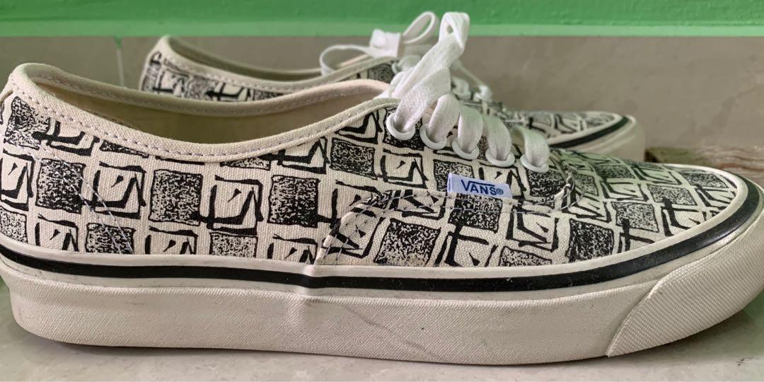 Vans Anaheim Factory 44 DC OG White 