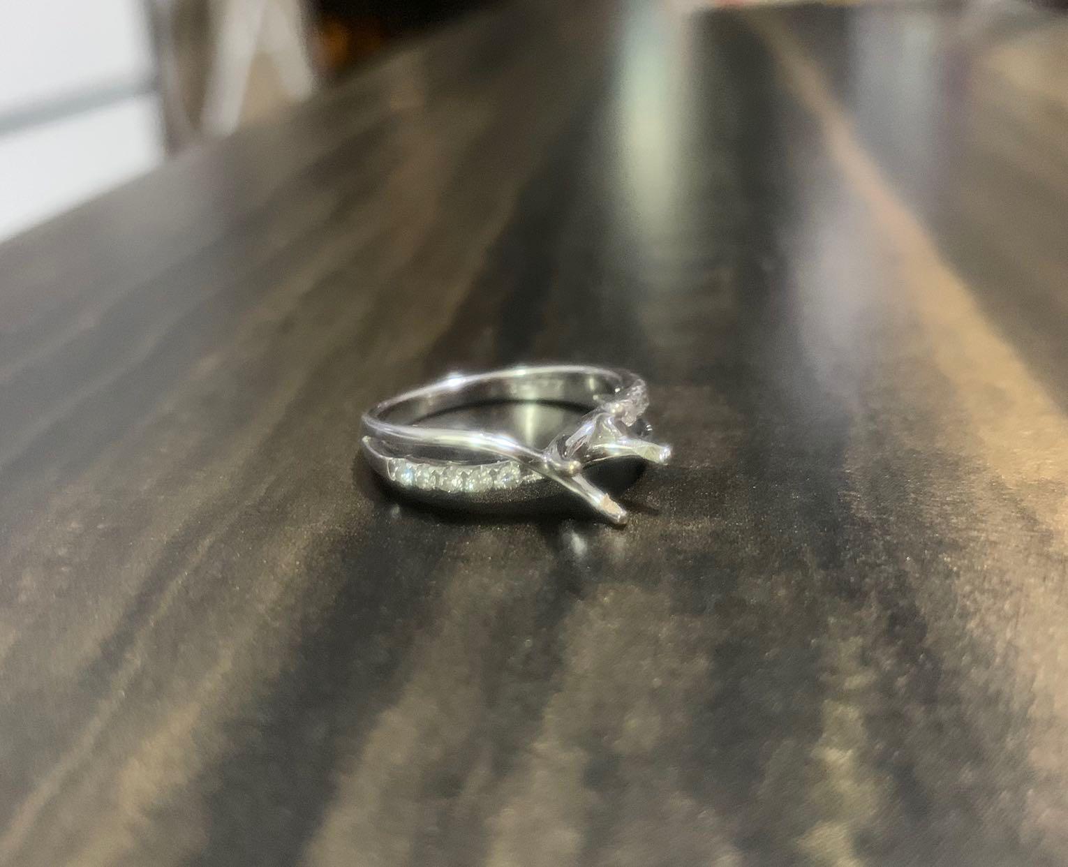 White gold cheap diamond setting
