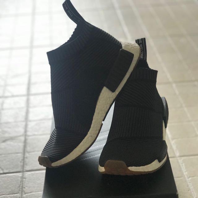 sock gum