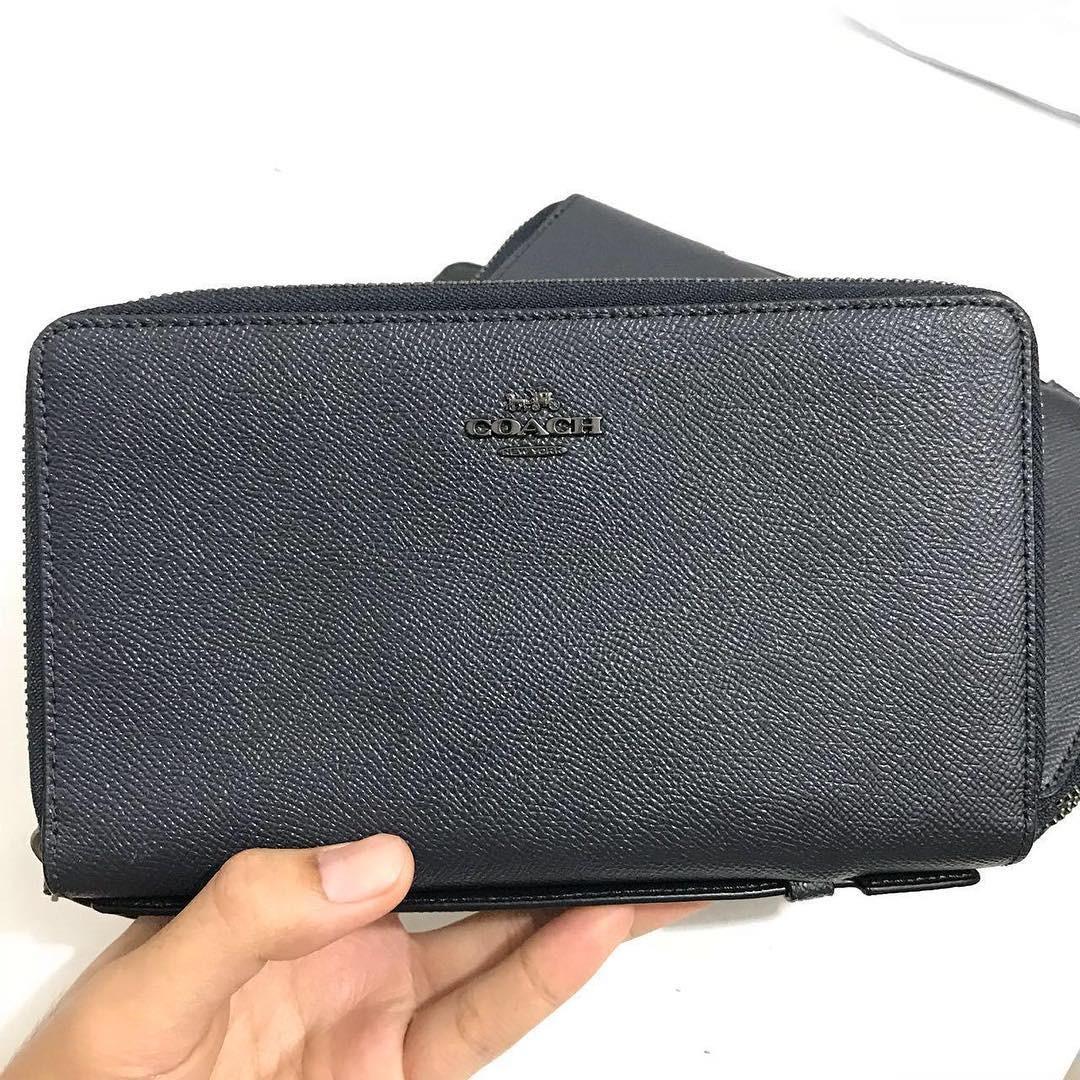 Coach F23334 man double zip travel wallet midnight navy Fesyen Pria Tas Dompet Dompet di Carousell