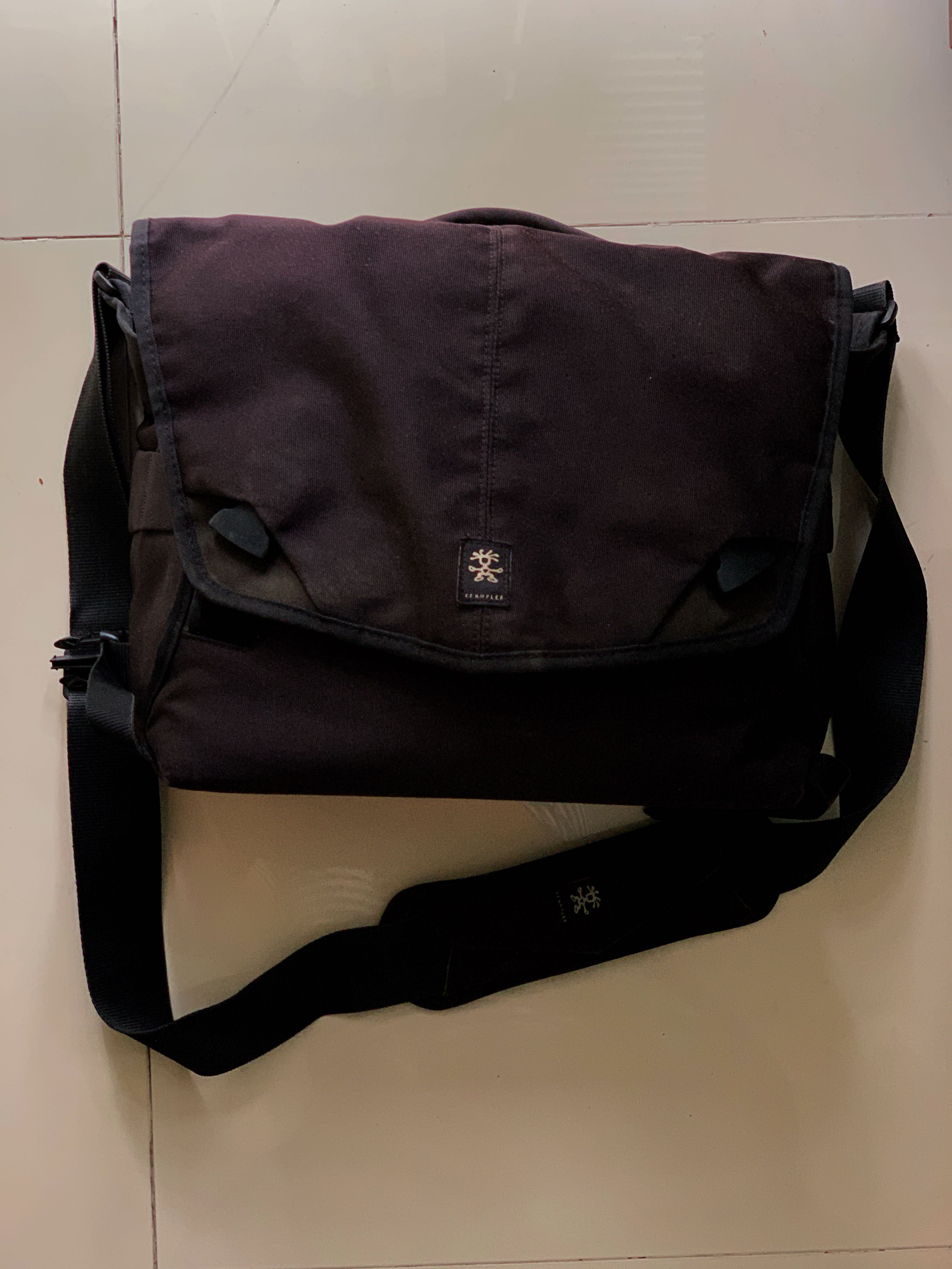 crumpler side bag