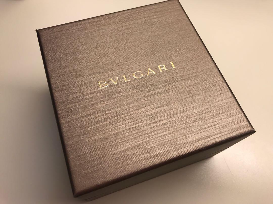 Bvlgari packaging store