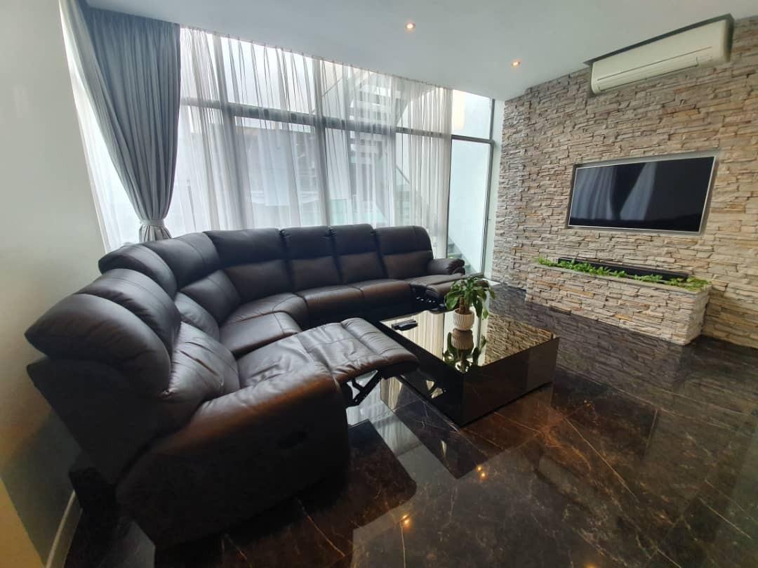 Univonna Genuine Leather Dual Recliner Sectional Sofa Furniture Sofas On Carousell