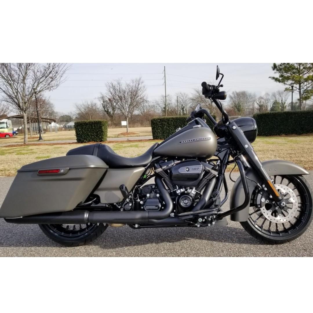 Harley road 2025 king 114