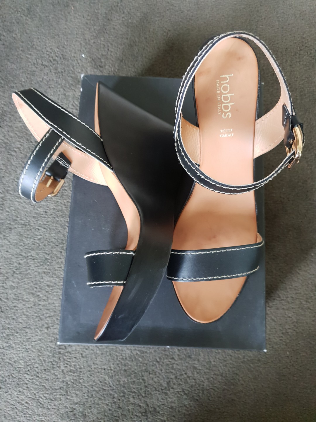 hobbs black sandals