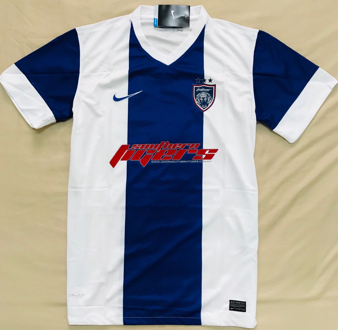 Johor Darul Ta Zim F C Football Club 2014 Away Jersey Men S Fashion Activewear On Carousell