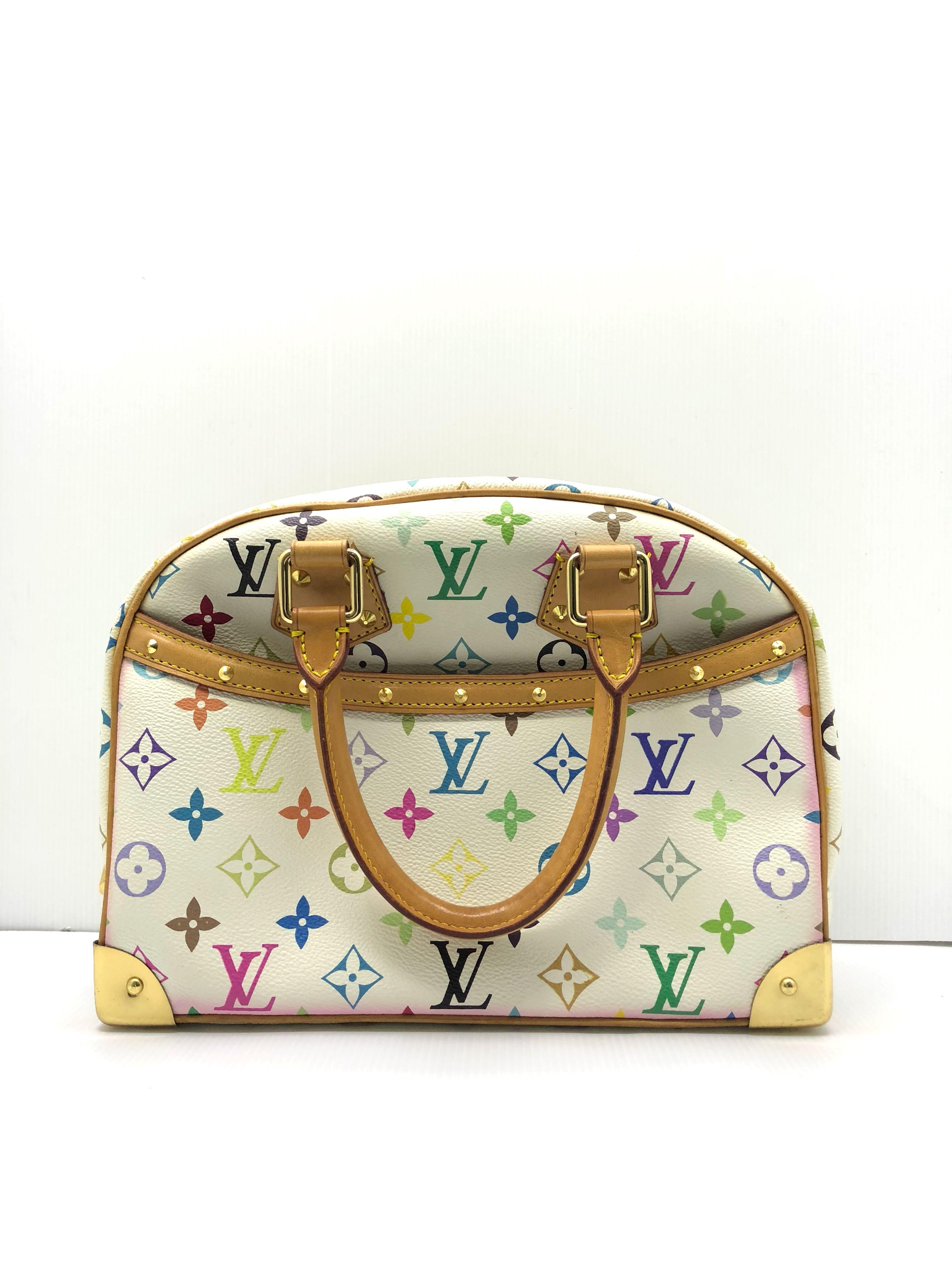 Louis Vuitton Handbags In Garden State Plaza | Literacy Basics