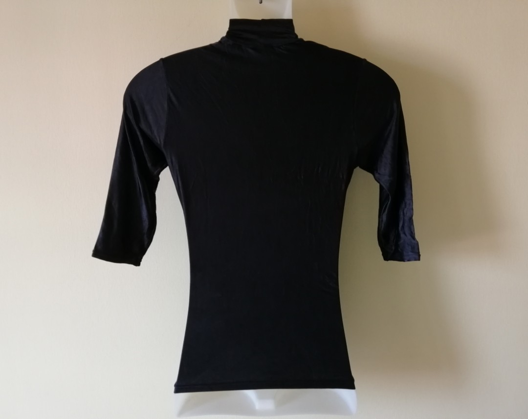 Mizuno mock deals turtleneck