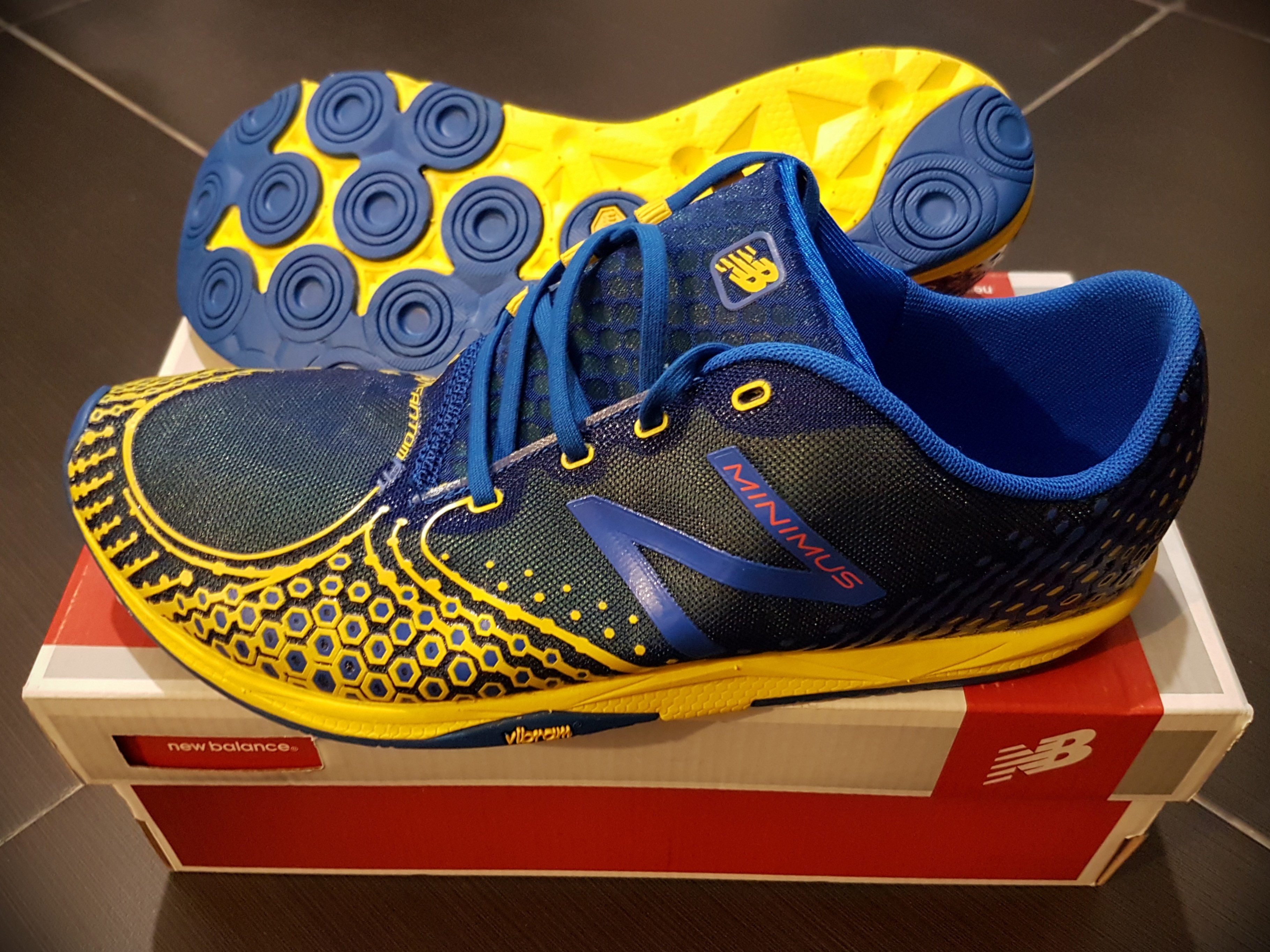 New balance on sale barefoot uk