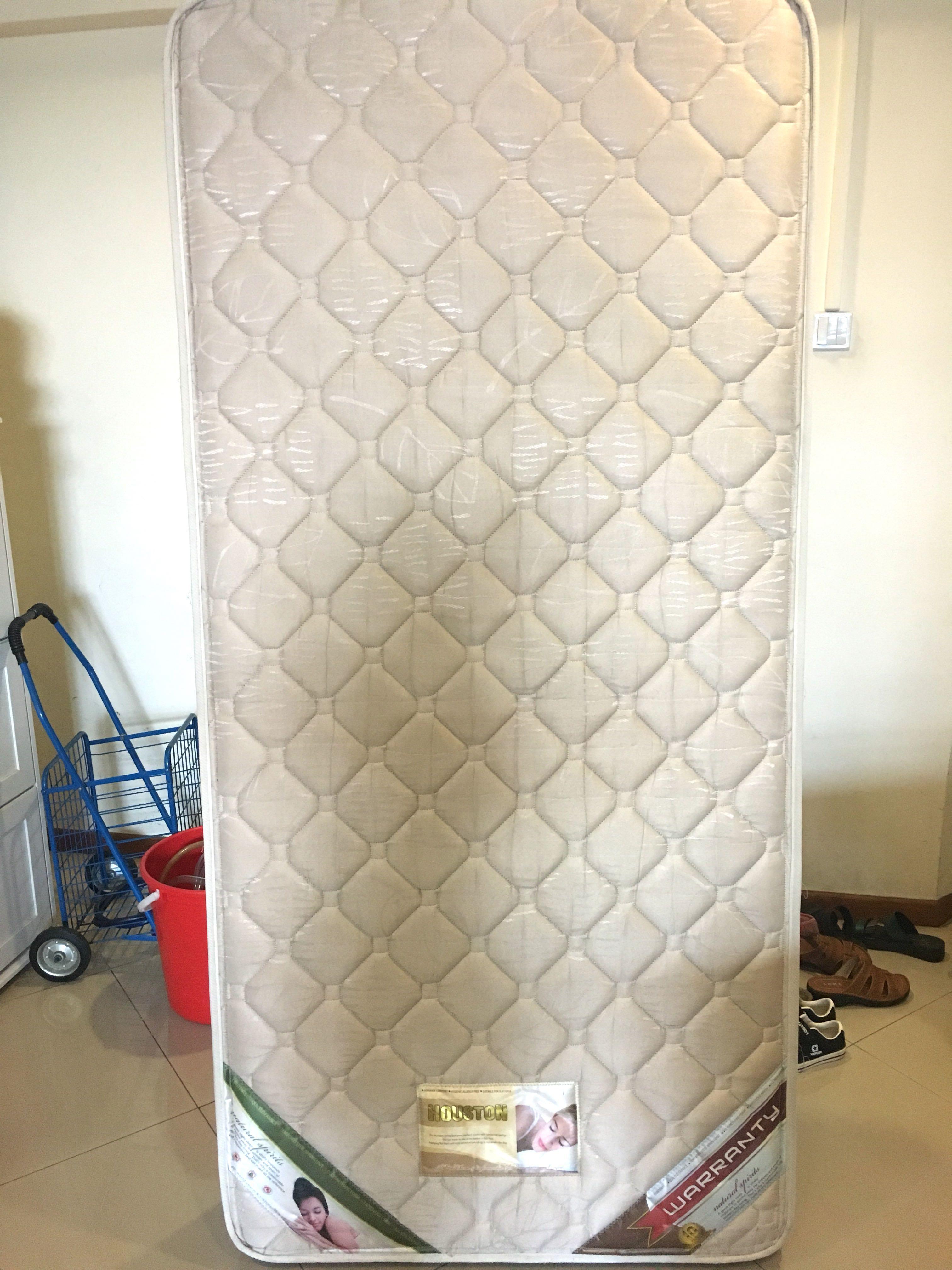 Super Single Houston Mattress Good Condition Furniture Beds