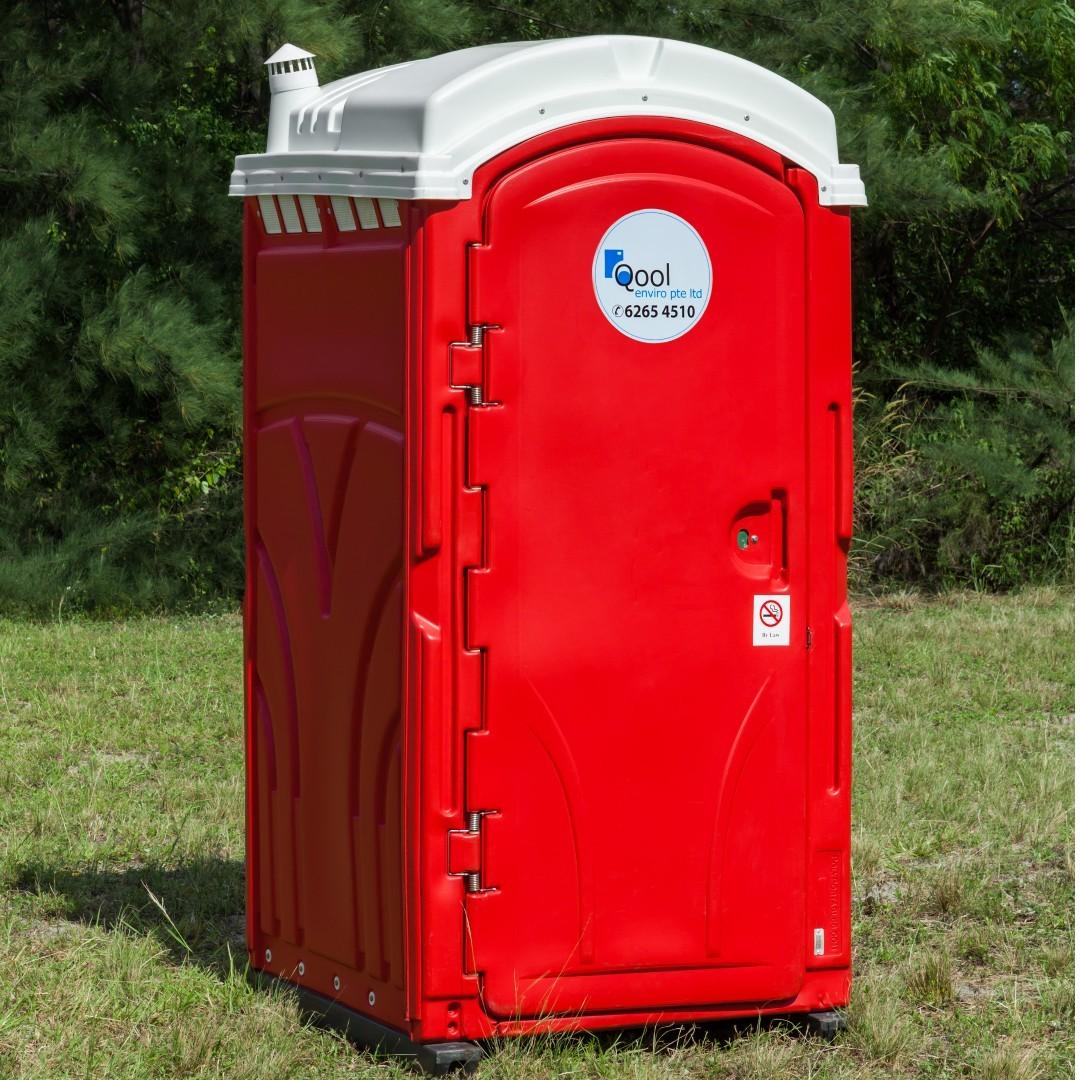 Supreme Lite Portable Toilet Rental Everything Else On Carousell