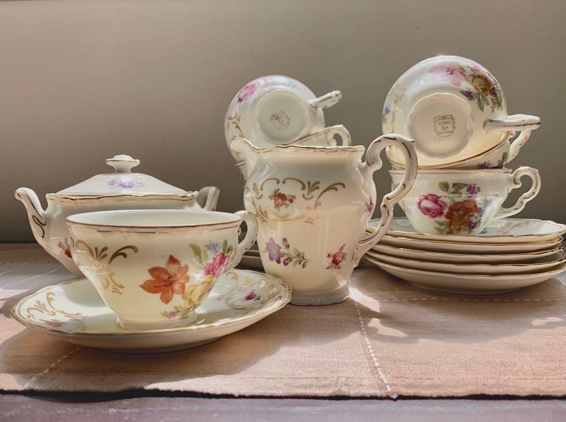 Vintage tea set, Furniture & Home Living, Kitchenware & Tableware