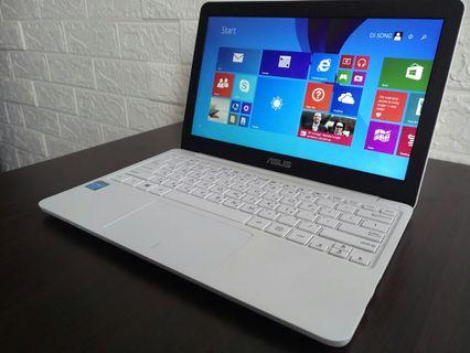 Asus Thin&Slim 12.5iinch